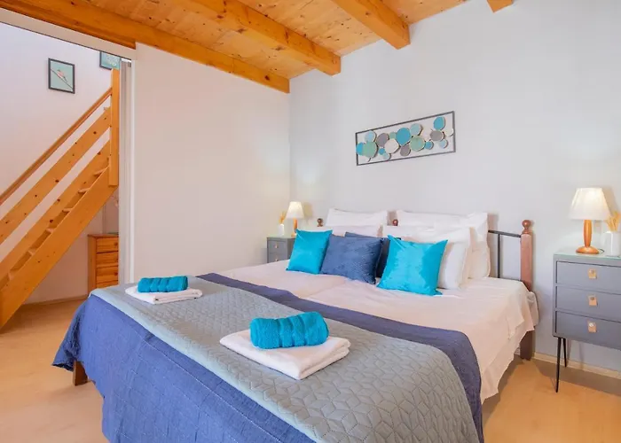 Aldo Sea View דירה *