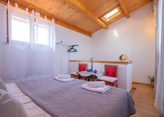 Aldo Sea View פולה